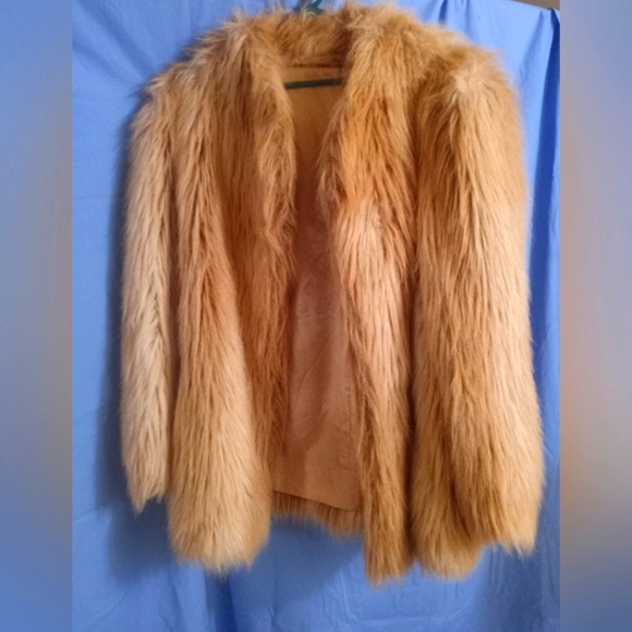 Olympia Fashions Jackets & Coats Very Nice Olympia Fashions Fur